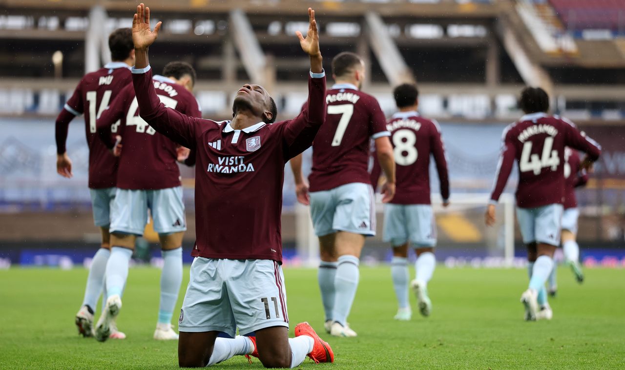 In-form Villa clinch fourth successive win