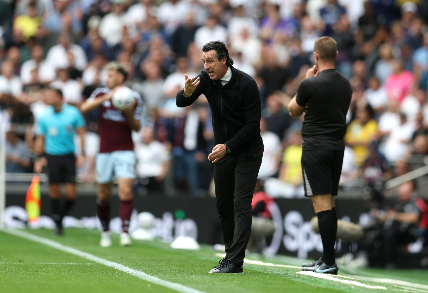 Emery delighted with response against Spurs | Aston Villa
