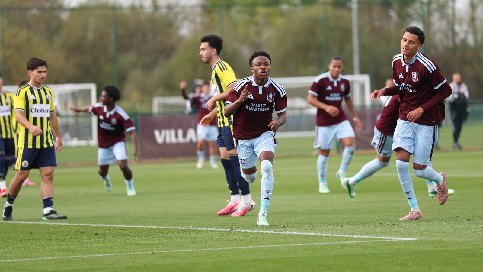 UEFA Youth League: Aston Villa 2-1 Fenerbahçe